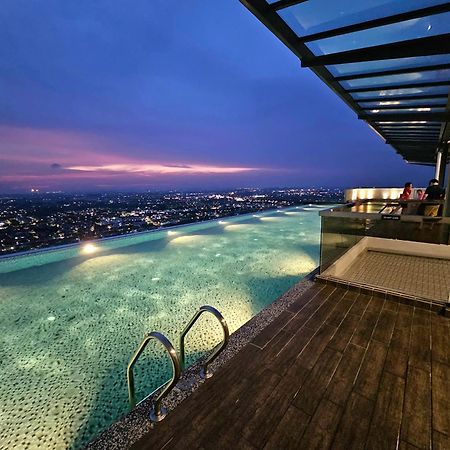 Quartz Residence - Melaka ภายนอก รูปภาพ